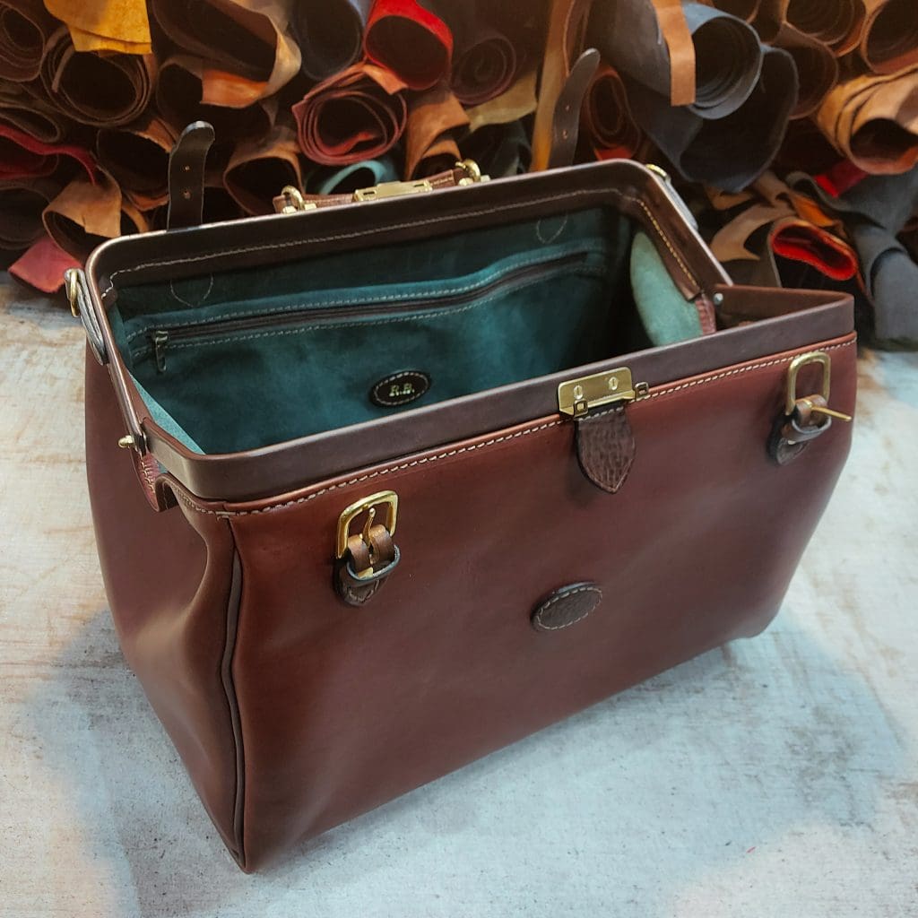 C A B DF A AF A BE CB FA What’s On the Bench: In the Making This Month